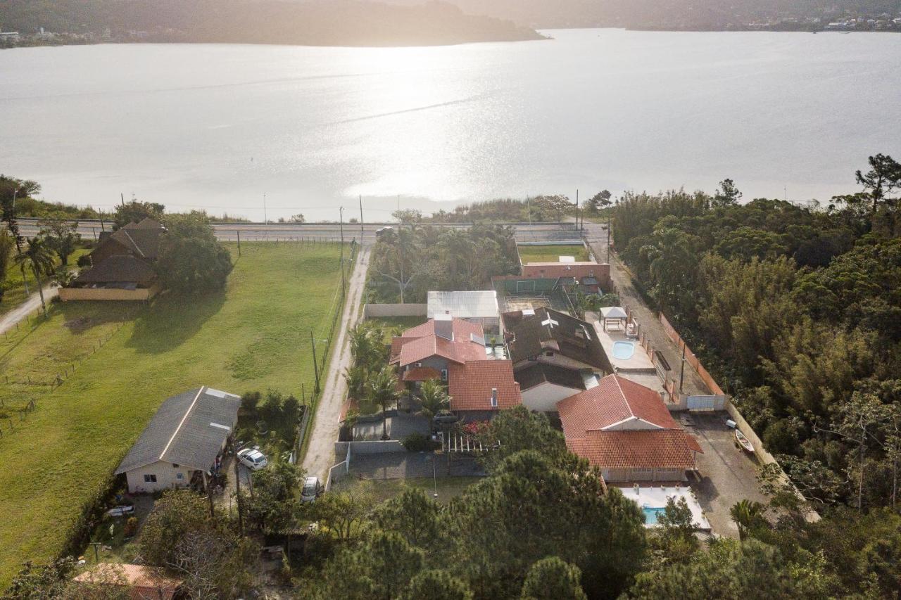 Casa Paradisiaca Na Lagoa Da Conceicao Florianópolis Esterno foto